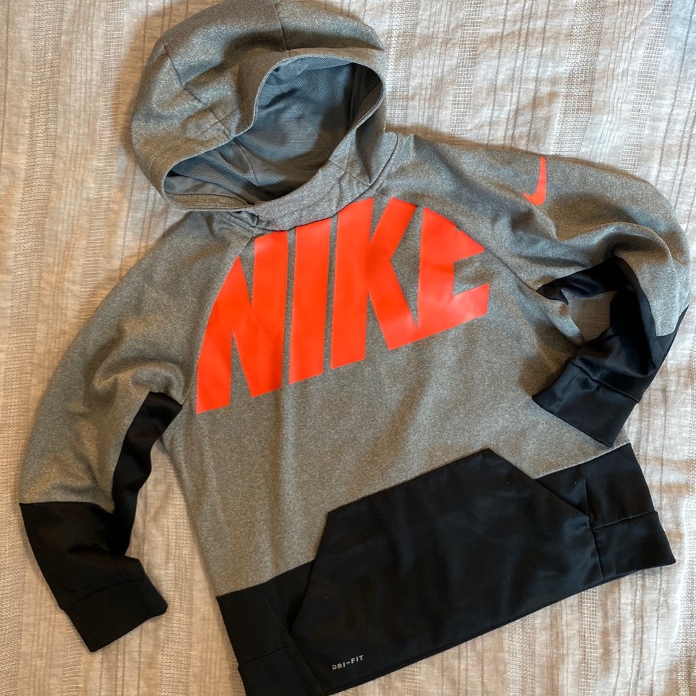 Nike Hoodie - Kids L